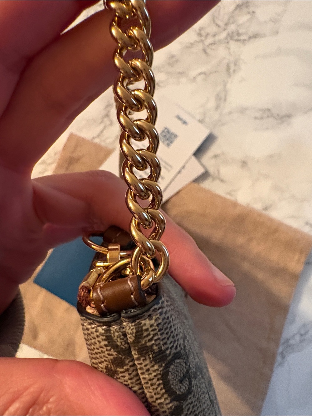 Gucci GG Supreme Canvas Chain Shoulder Bag Wristlet Clutch - Picture 11 of 12